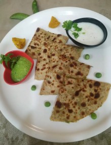 Matar Paratha Recipe
